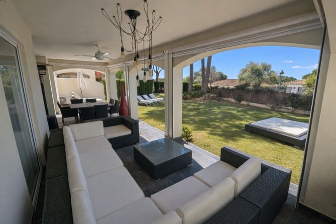 Apartment in Artola - view 1