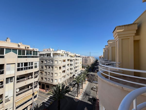Penthouse in Torrevieja - view 1