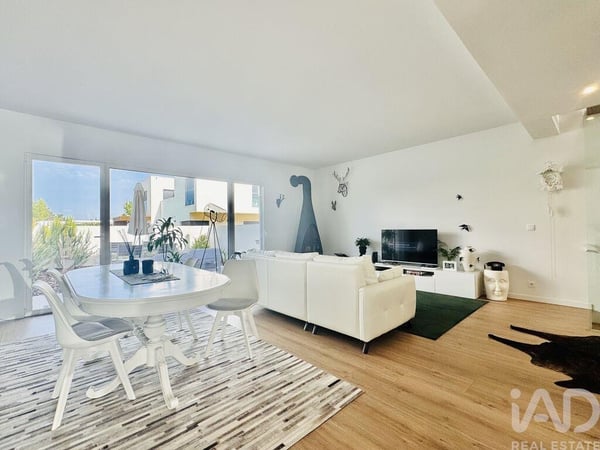 House in Amora - view 1