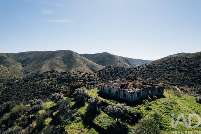 Land in Chas - view 1