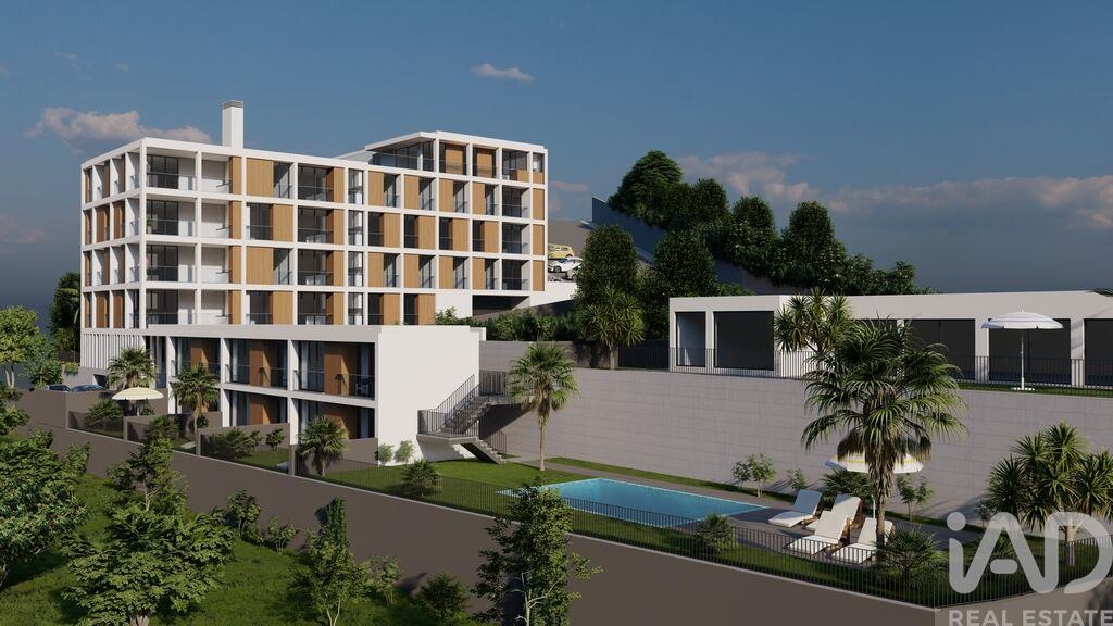 Apartment in Canico - Image 2