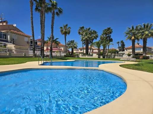 Apartment in La Zenia - view 1