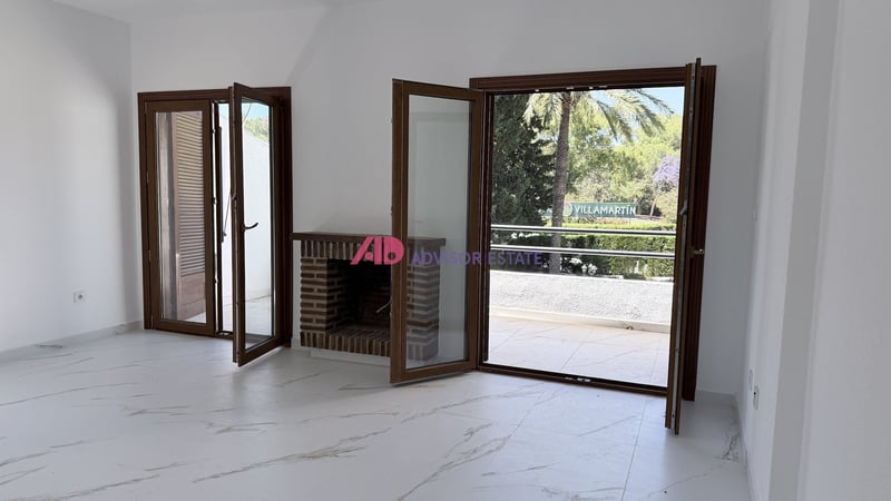 Apartment in Villamartin - view 1