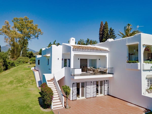 House in Nueva Andalucia - view 1
