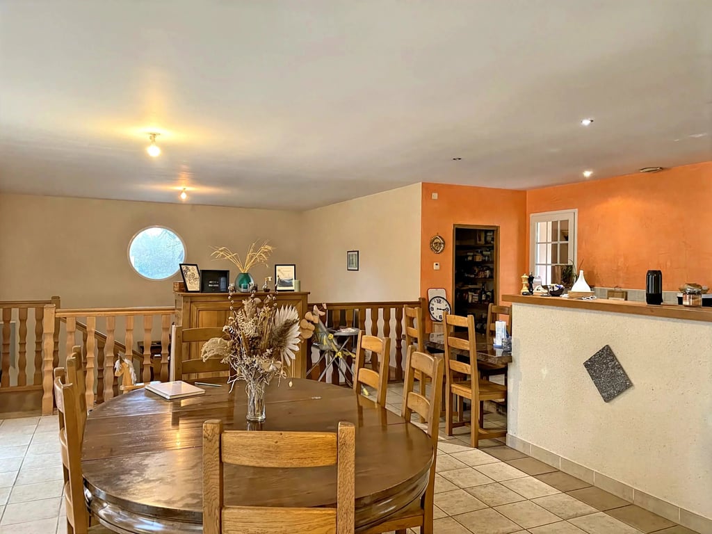 House in Le Dorat - Image 3