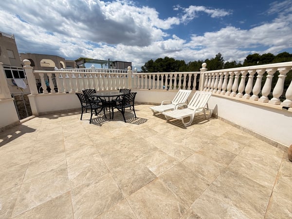 Apartment in San Miguel de Salinas - view 1