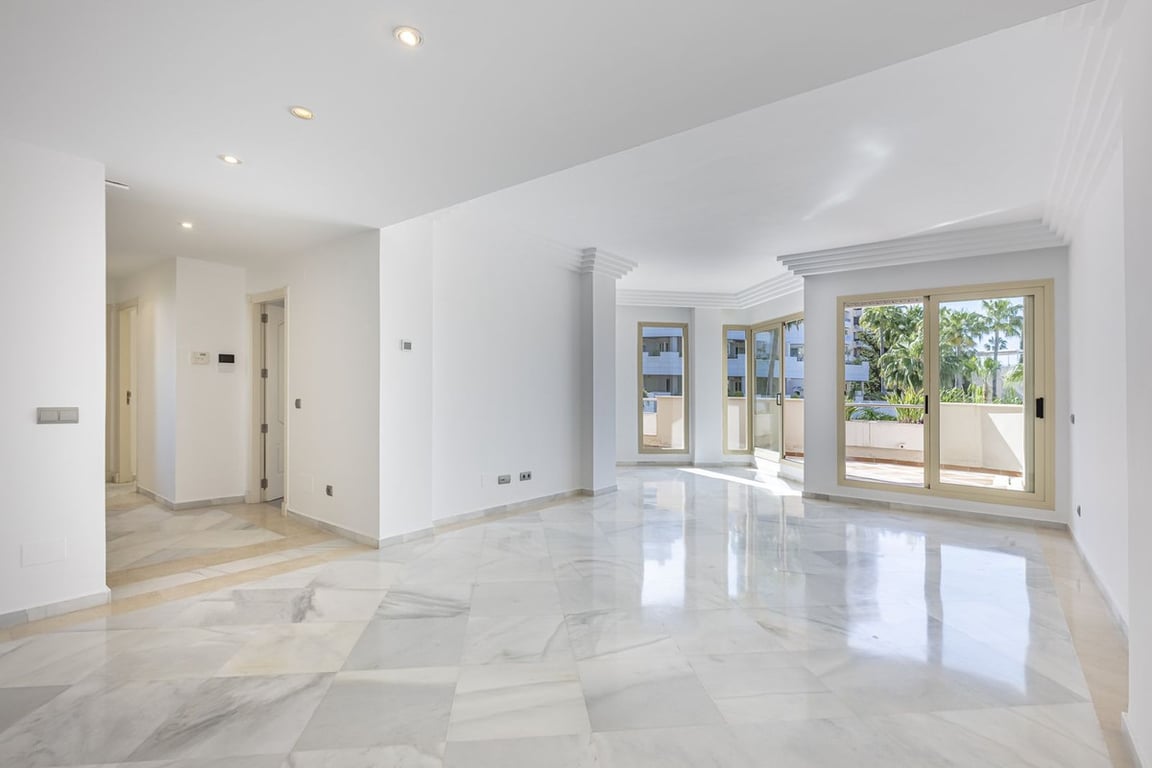 Apartment in Malaga - Image 3