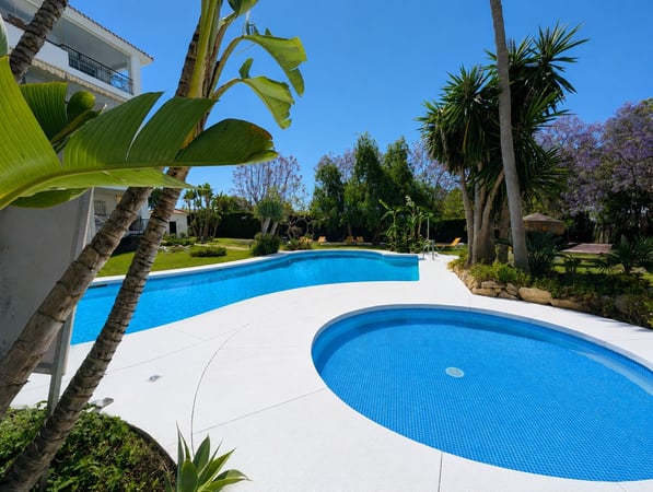 Apartment in Sitio de Calahonda - view 1