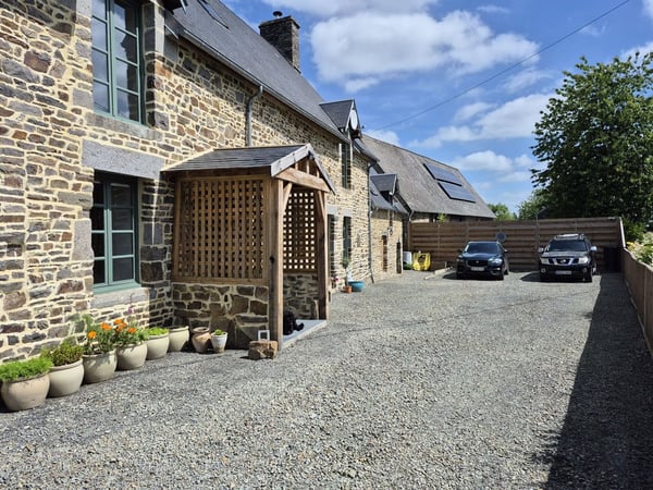 House in Tinchebray
 - view 1