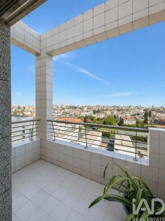 Apartment in Lordelo do Ouro - view 1
