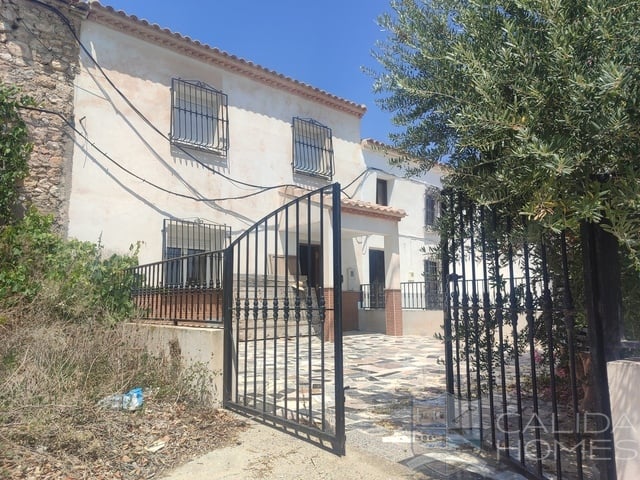 House in Arboleas - Image 3