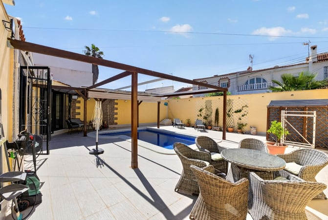 House in Torrevieja - view 1