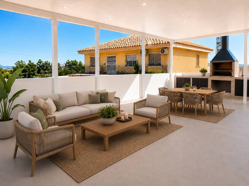 House in La Aparecida - Image 2