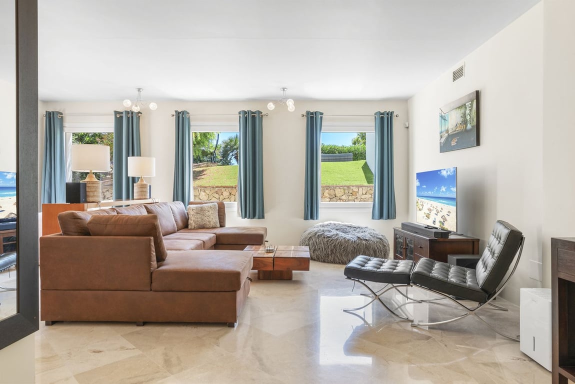 House in La Duquesa - Image 3