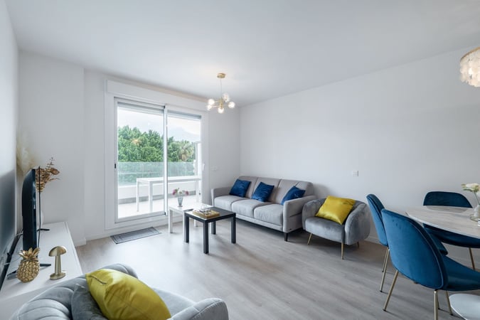 Apartment in Nueva Andalucia - view 1