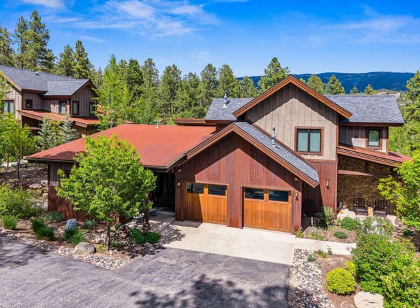 House in La Plata County - view 1