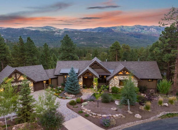 House in La Plata County - view 1