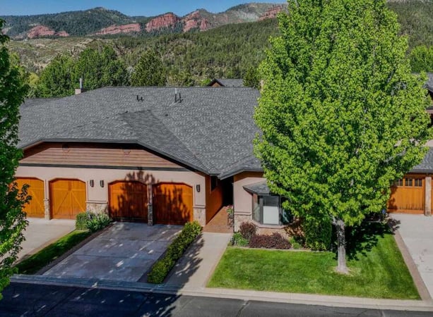 House in La Plata County - view 1