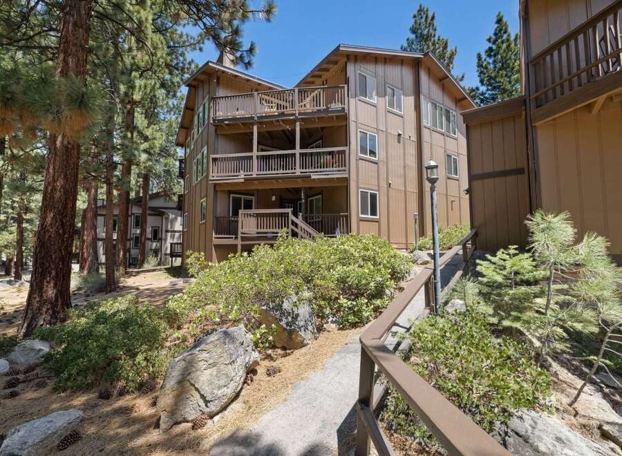 House in Tahoe Village - Image 2