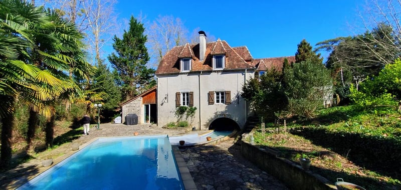 House in Orthez - view 1