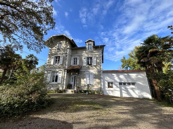 House in Salies-de-Bearn - view 1