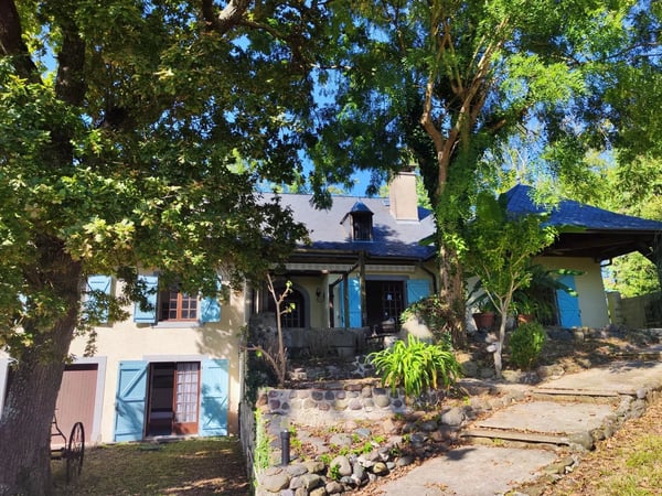 House in Ance - view 1