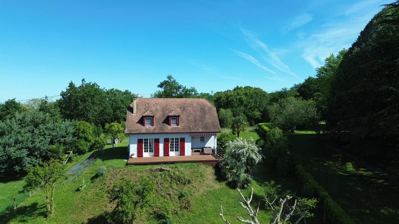 House in Sauveterre-de-Bearn - view 1