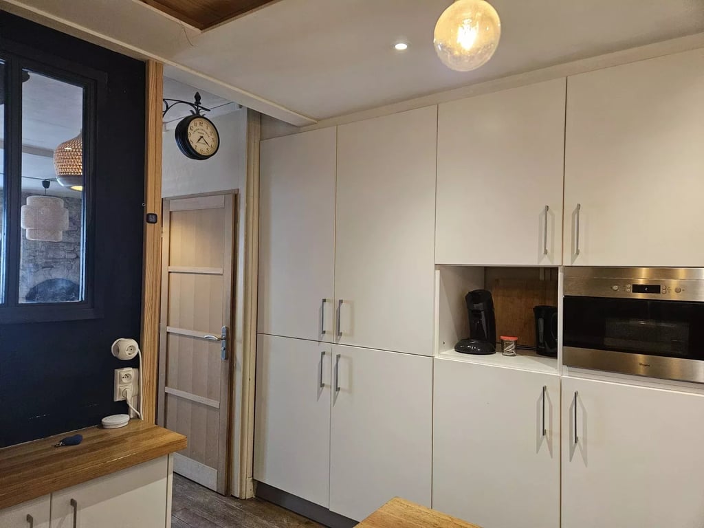 Apartment in Salies-de-Bearn - Image 3