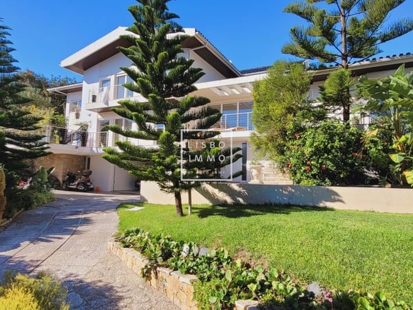 Villa in Caramao - view 1