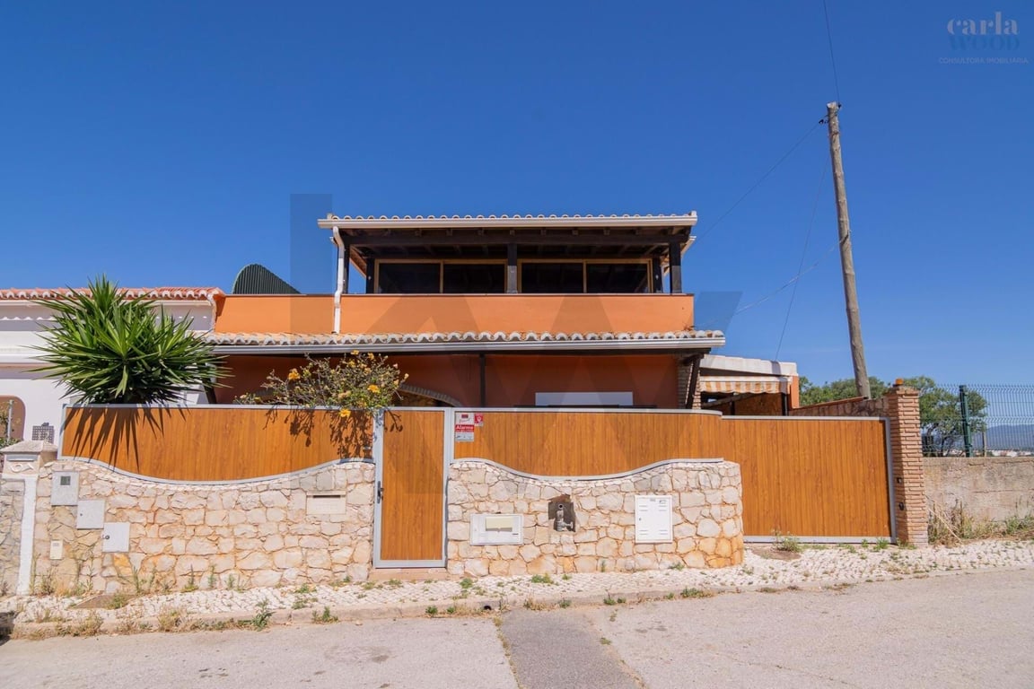 Villa in Alvor