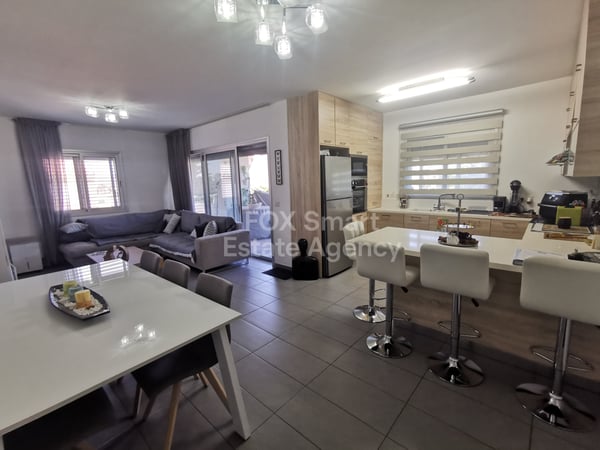 Apartment in Agia Paraskevi - view 1