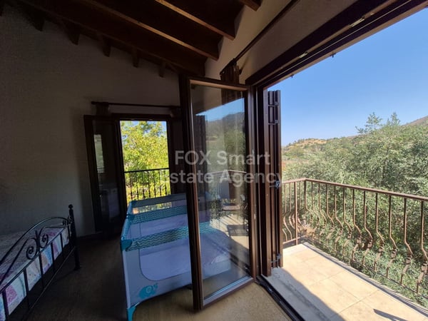 House in Temvria - view 1