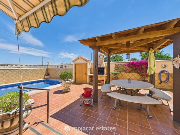 Villa in Morata - view 1