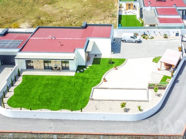 House in Martinganca - view 1