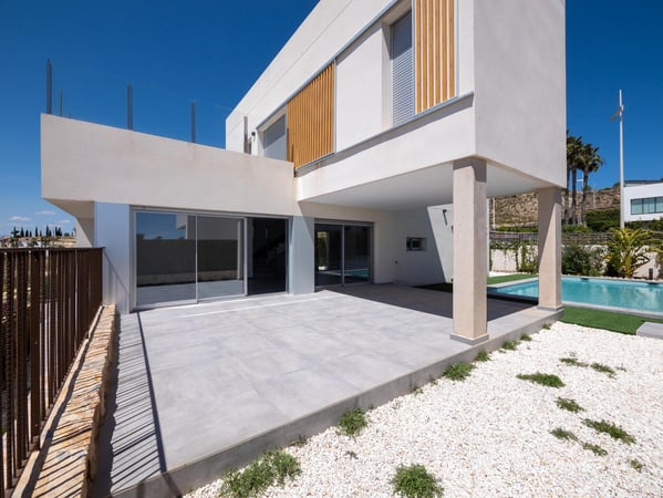 House in Algorfa - view 1