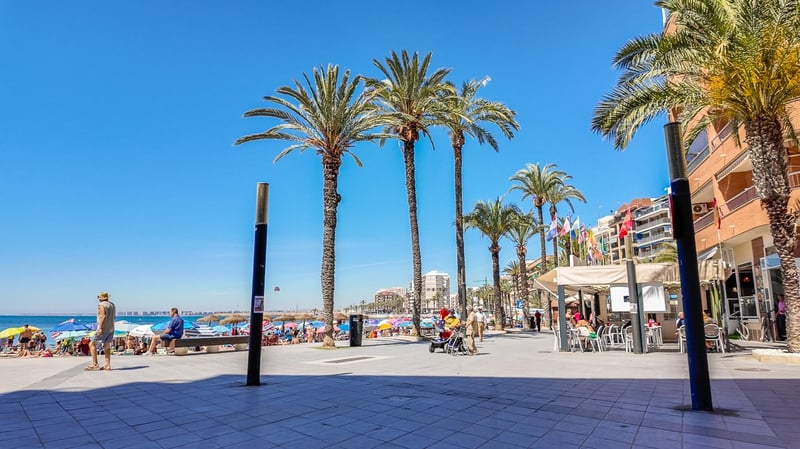 Apartment in Torrevieja - view 1
