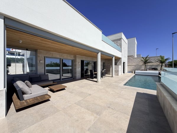 Villa in Benijofar - view 1