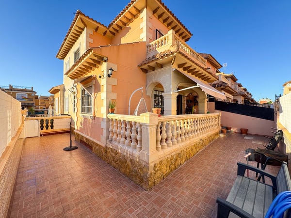 House in Torrevieja - view 1