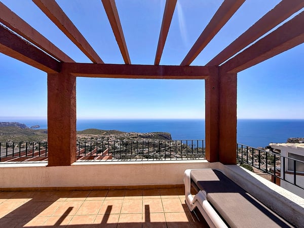 Apartment in Benitachell - view 1