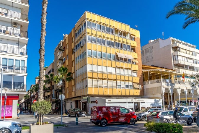 Apartment in Torrevieja - view 1