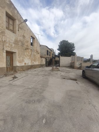 House in Abanilla - view 1