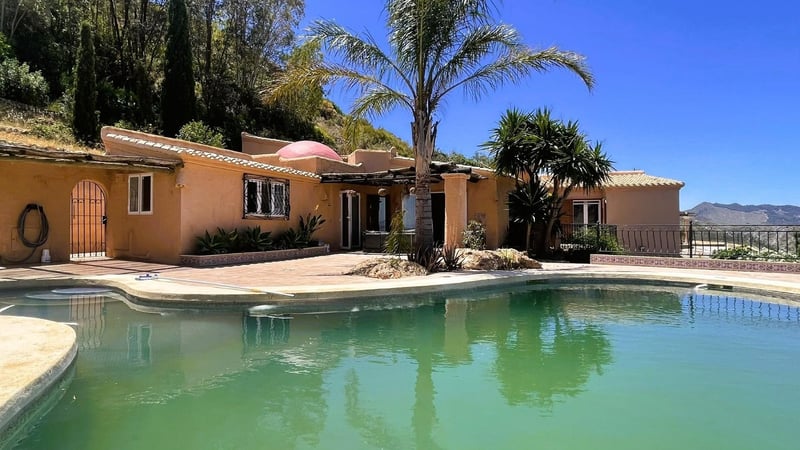 Villa in Cortijo Grande - view 1
