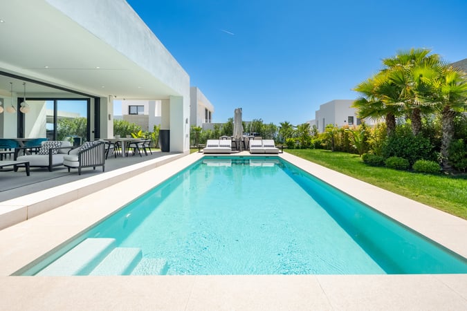 Villa in Marbella - view 1