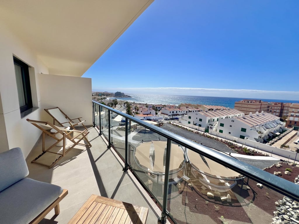 Apartment in El Medano - Image 2