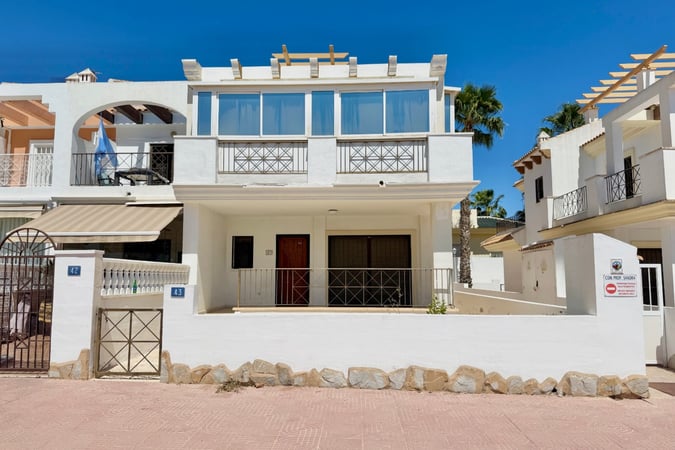 Villa in Ciudad Quesada - view 1