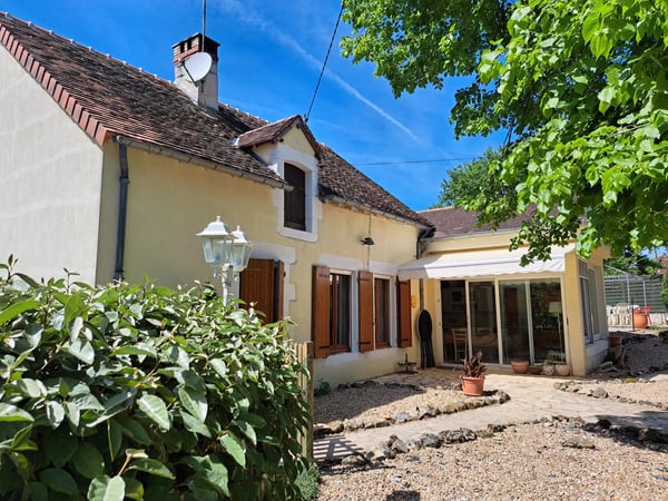 House in Liglet - view 1