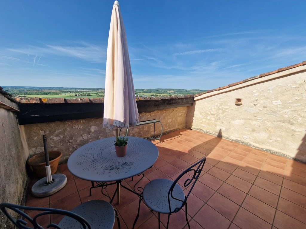 House in Monflanquin - Image 2
