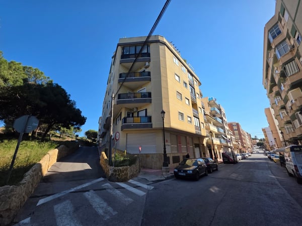 Apartment in Guardamar del Segura - view 1