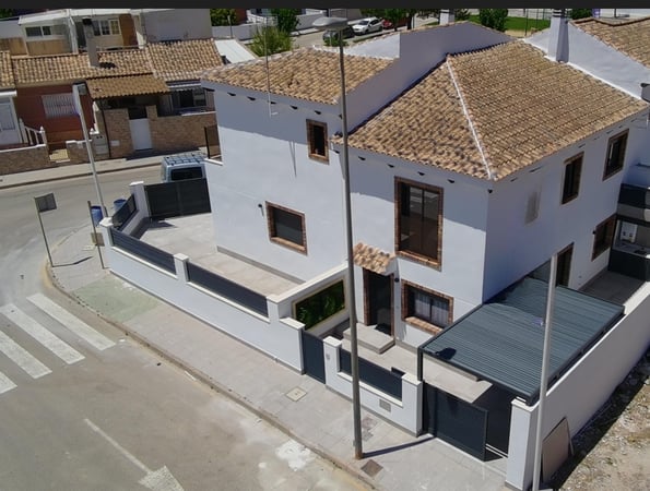 House in Pilar de la Horadada - view 1