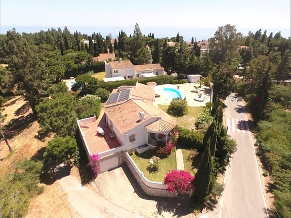 Villa in El Chaparral - view 1
